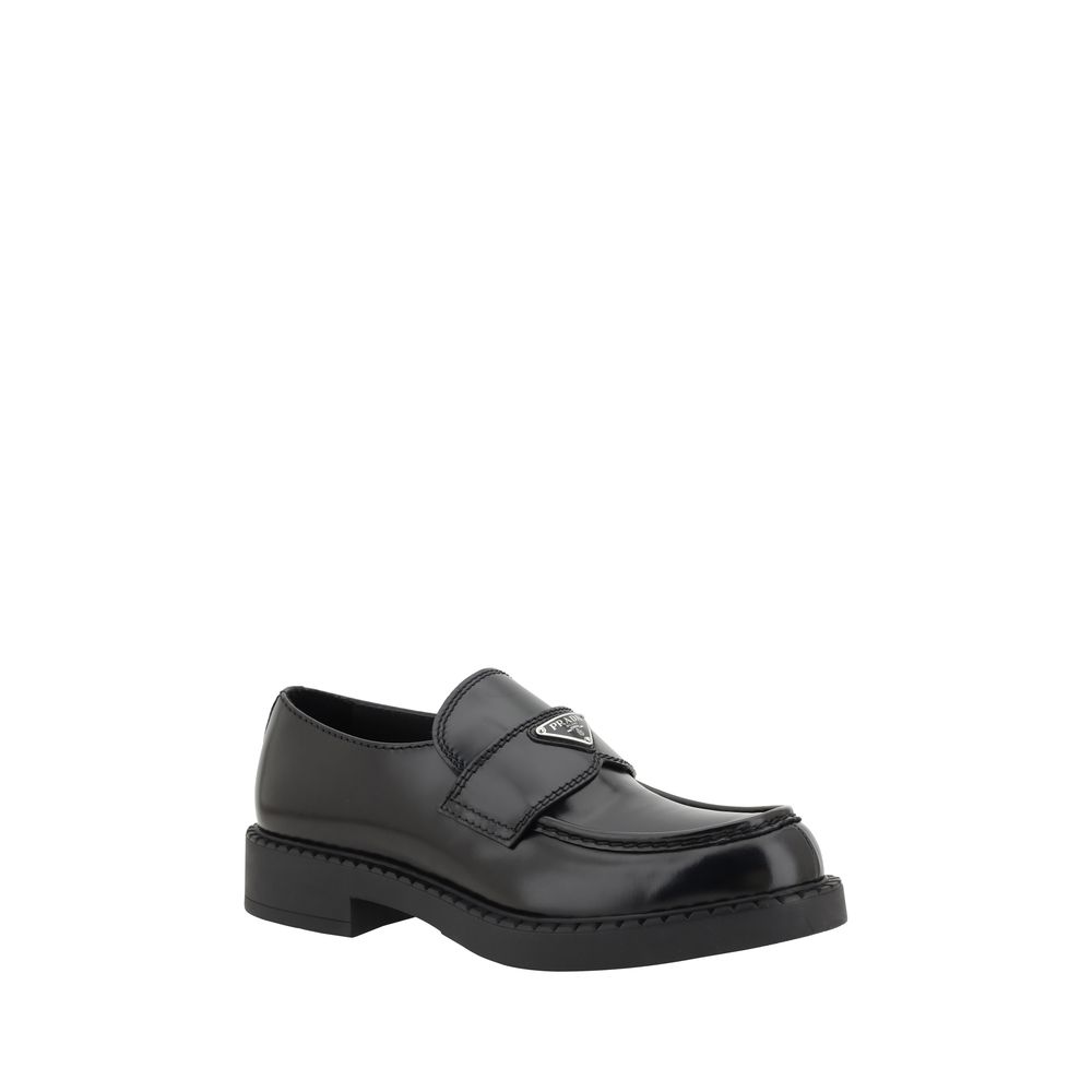 Loafers Prada en cuir noir